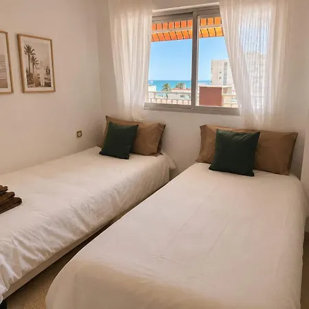 Sea View With Pool On The Paseo Maritimo, 4 Guests *