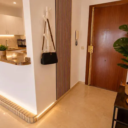 Sea View With Pool On The Paseo Maritimo, 4 Guests Appartement Fuengirola