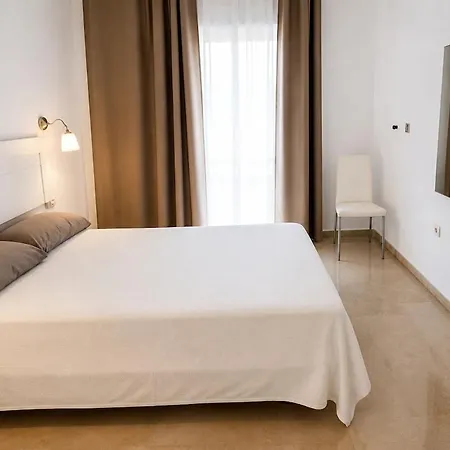 Sea View With Pool On The Paseo Maritimo, 4 Guests Fuengirola